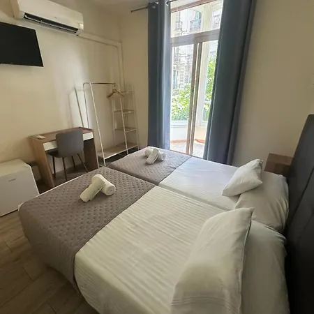 Hostal Balmes Centro-2